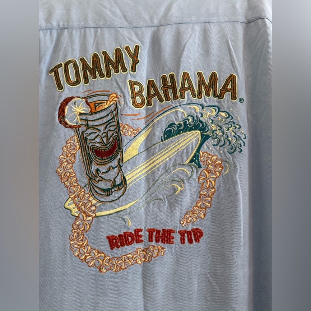 Tommy Bahama Light Blue Embroidered Men's Shirt Ride The Tip - Picture 2 of 5